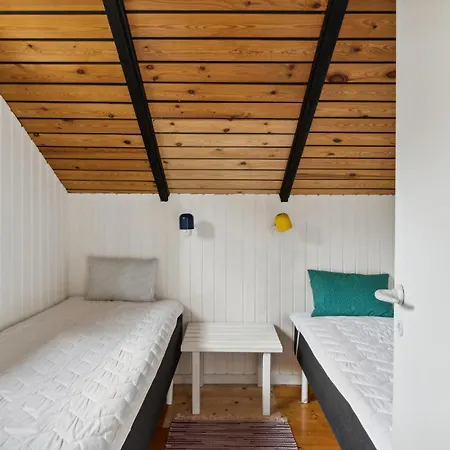 Casa vacanze 4 Bedroom Awesome In