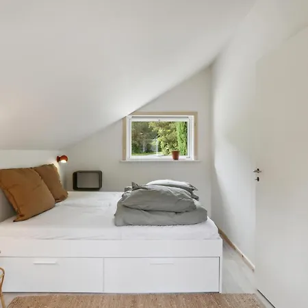 Casa vacanze 4 Bedroom Awesome In Græsted